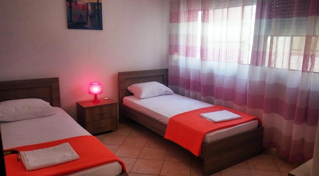 Roses Rt Apartments Skioni I Nea Skioni Buitenkant foto